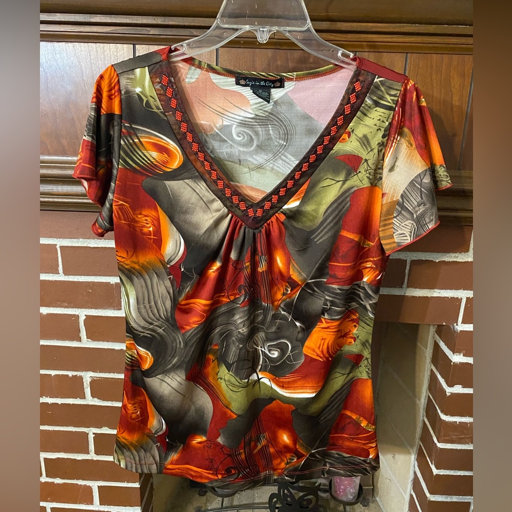 Women’s shirt